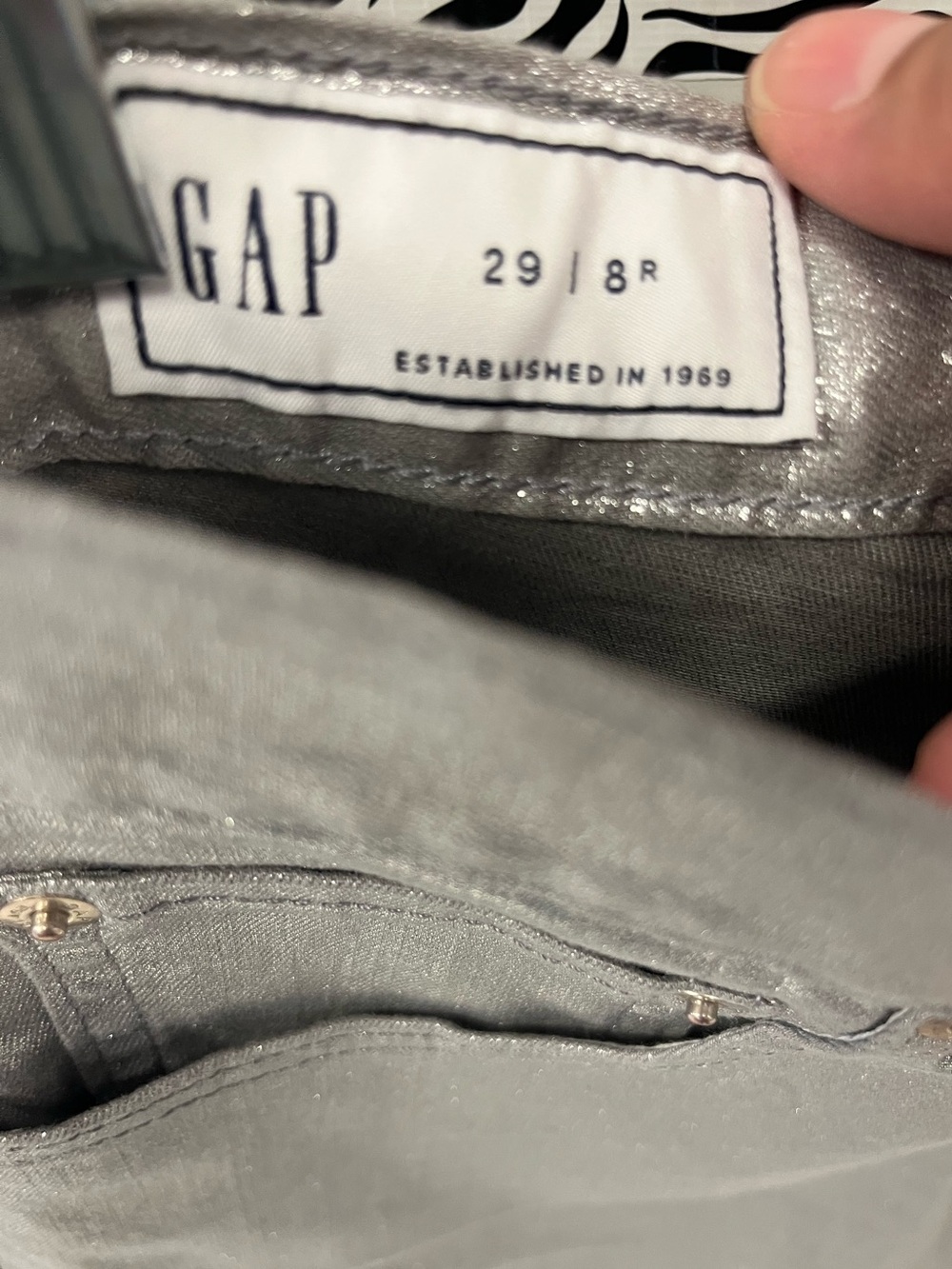 GAP Metallic Cotton Blend Silver Metallic Mid Rise Longline Shorts Sz. 29/8R NWT - Picture 7 of 10